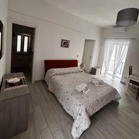 Centro Lacco Ameno Дом отдыха Искья